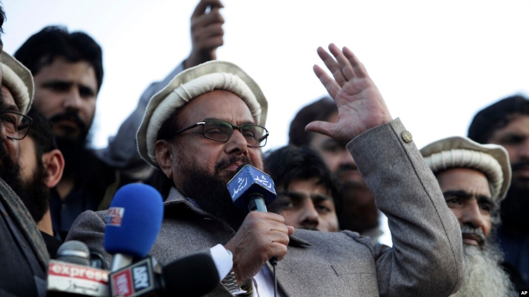 Hafiz Saeed, pendiri organisasi terlarang Lashkar-e-Taiba, saat berpidato di Lahore, Pakistan, 5 Februari 2019. (Foto: dok)