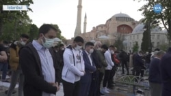 Ayasofya’daki Bayram Namazına Yoğun İlgi