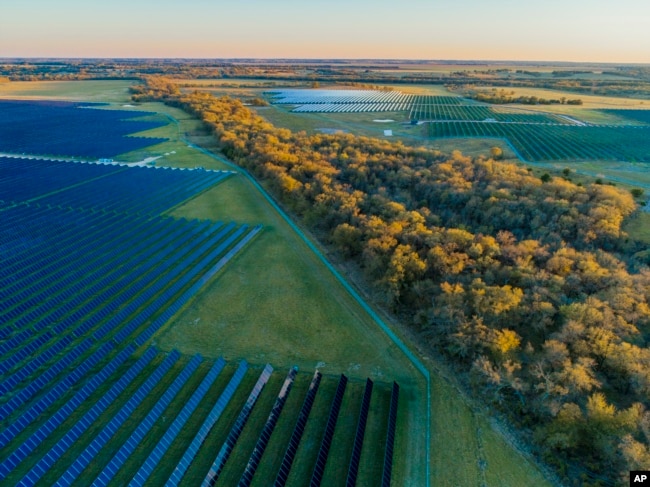 An example of a solar farm. (Photo: Business Wire)