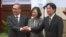 台湾总统蔡英文任命赖清德（右）为台湾行政院长。（2017年9月5日） 
