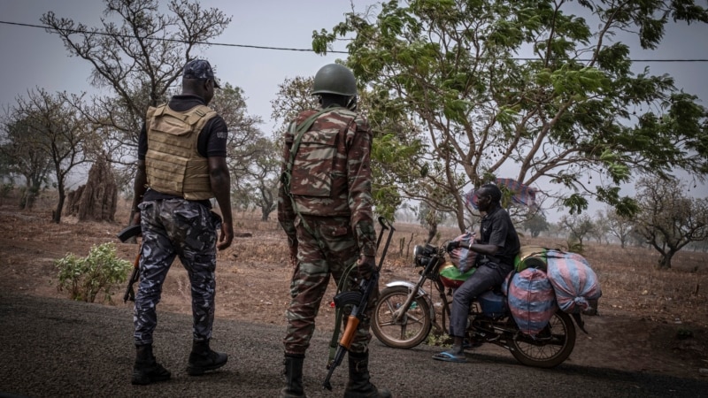 Deux soldats tués par une bombe artisanale dans le nord du Bénin