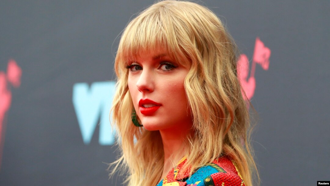 Taylor Swift en la entrega de los 2019 MTV Music Video Awards. Prudential Center, Newark, New Jersey, 26-8-19. REUTERS/Andrew Kelly. 