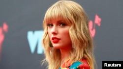 Taylor Swift en la entrega de los 2019 MTV Music Video Awards. Prudential Center, Newark, New Jersey, 26-8-19. REUTERS/Andrew Kelly. 