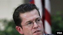 Menteri Pertahanan Jerman Karl-Theodor zu Guttenberg