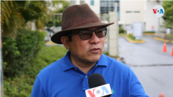 Miguel Mora, periodista y opositor, conversó con la VOA el 12 de octubre de 2020 en los exteriores de un hospital privado en Managua. [Foto de Houston Castillo Vado]
