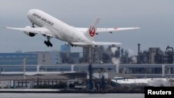 Japan Airlines (JAL) kini masuk deretan perusahaan penerbangan yang terpukul hebat akibat wabah COVID-19 seiring merosotnya aktivitas pariwisata dunia. (Foto: ilustrasi)