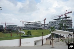 Pembangunan gedung di ibu kota Nusantara (IKN), Kalimantan, 17 Agustus 2024. (Achmad Ibrahim/AP)