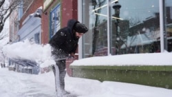 Las temperaturas frías extremas siguen azotando EEUU que espera la llegada de un vórtice polar
