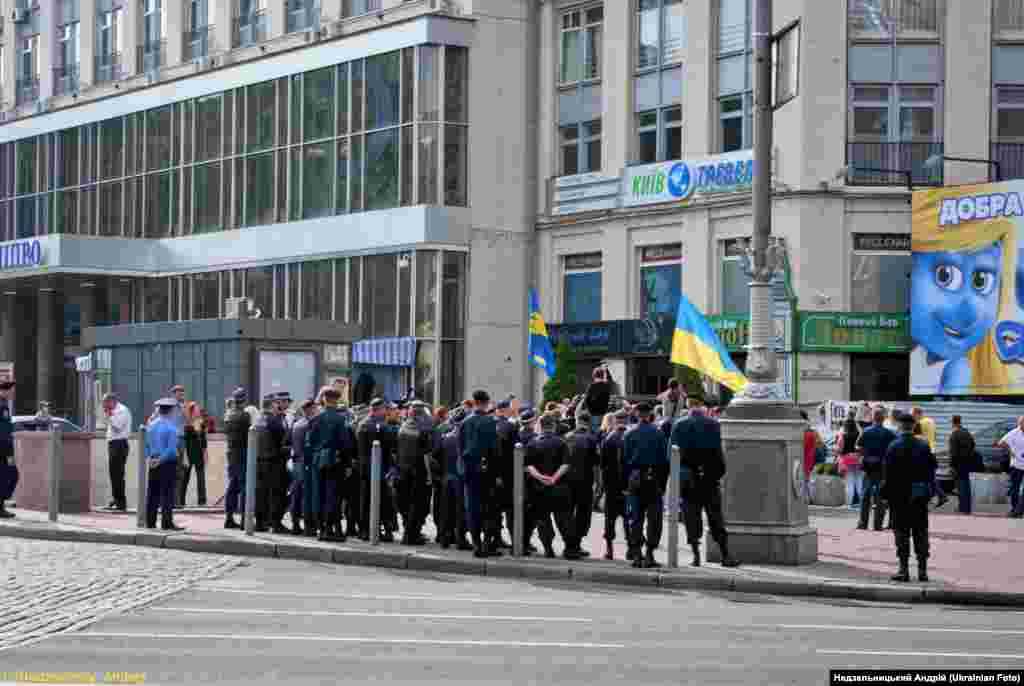 Проти Кирила