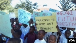 Zimbabwean children in a street protest against child marriage. (Photo: Irwin Chifera)