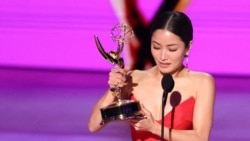 Aktris Anna Sawai meraih penghargaan Pemeran Utama Terbaik untuk kategori Drama dalam ajang Emmy ke-76 yang digelar di Los Angeles, pada 15 September 2024. (Foto: Reuters/Mario Anzuoni)