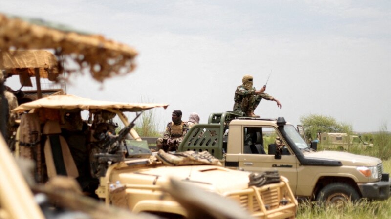 Au moins 15 soldats et trois civils tués dans des attaques coordonnées au Mali