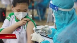 Tp. Hồ Chí Minh triển khai chích ngừa COVID cho trẻ em | Truyền hình VOA 28/10/21