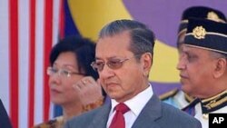 မလေးဝန်ကြီးချုပ်ဟောင်း မဟာသီယာ ရန်ကုန်ရောက်