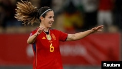 ARCHIVO - La española Aitana Bonmati celebra un gol en la Liga Femenina de Naciones de la UEFA, el 28 de febrero de 2024.