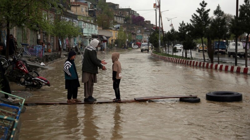 ئەفغانستان، پاكستان و ئەرمینیا دەروازە سنورییەكانیان بەڕوی ئێراندا داخست