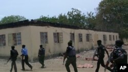 Jami'an tsaro ran Litinin 21 Afrilu a makarantar Sakandare ta Chibok wadda aka kona