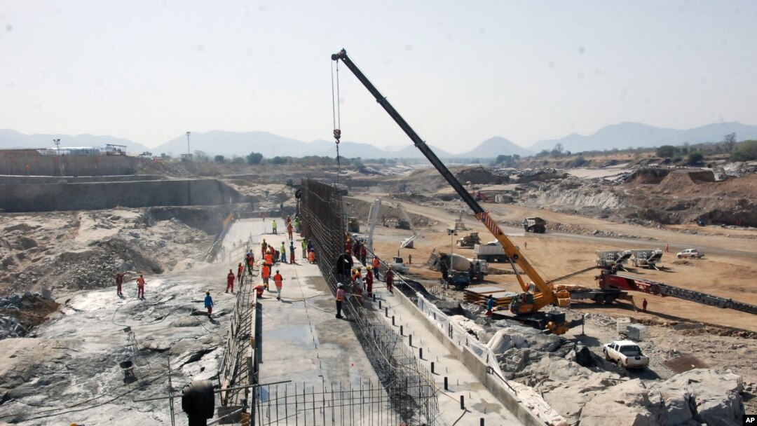 Ethiopia mengatakan tidak akan menghentikan pembangunan waduk 'Grand Ethiopian Renaissance' di Sungai Nil yang bernilai 5 miliar dolar (foto: dok).

