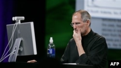 Vdes në moshën 56 vjeçare Stiv Xhobs, bashkëthemeluesi dhe shefi ekzekutiv i kompanisë Apple