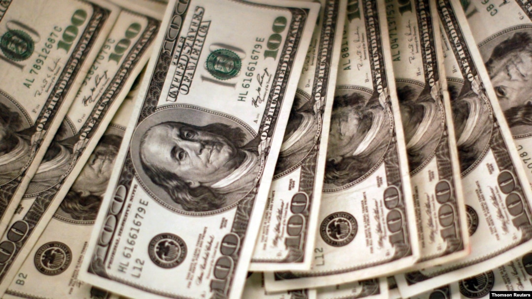 El empresario habría pagado a funcionarios para obtener “contratos altamente inflados y lucrativos” para proveer de bienes y servicios a estas empresas. [Foto de Archivo]