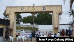 Une vue de l'entrée de l'université Omar Bongo à Libreville