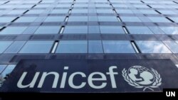 La directora ejecutiva del Fondo de las Naciones Unidas para la Infancia, UNICEF, Henrietta Fore dijo que están trabajando para ayudar a prevenir la propagación del virus entre las comunidades de los países afectados.
