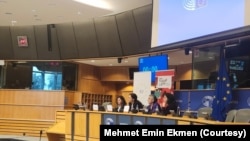 Dîmenek ji 20. Konferansa Navneteweyî ya bi navê “Yekîtîya Ewrupa, Tirkîye, Rojhilata Navîn û Kurd,” 15 Cotmeh, 2026  