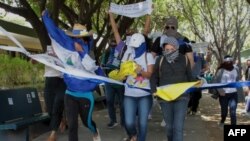 Estudiantes durante una manifestación en la Universidad Centroamericana de Nicaragua. 