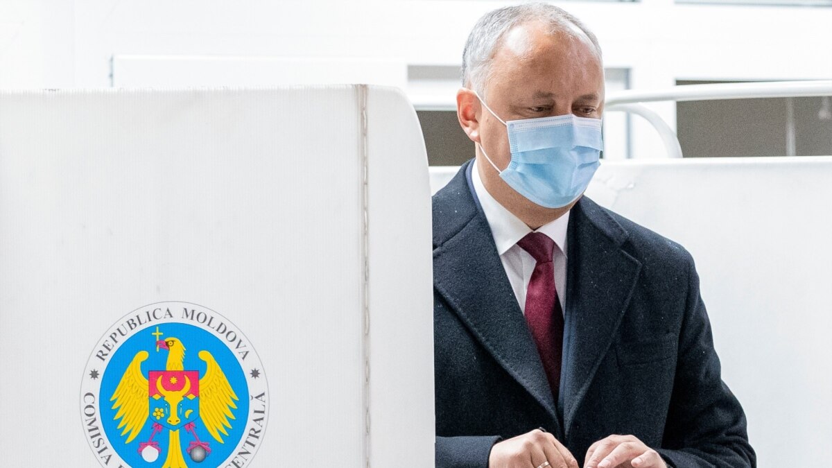 Moldova Presidential Election Heads For A Second Round