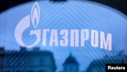 Gazprom đã thương thảo bán khi đốt cho Trung Quốc từ nhiều năm nay nhưng thỏa thuận bị hoãn nhiều lần vì bất đồng về giá cả.