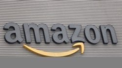 FILE: Logo Amazon di Tepotzotlan, Meksiko, 13 Desember 2023. (Gustavo Graf/REUTERS)