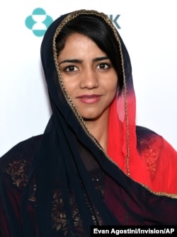 سونیتا علی‌زاده
