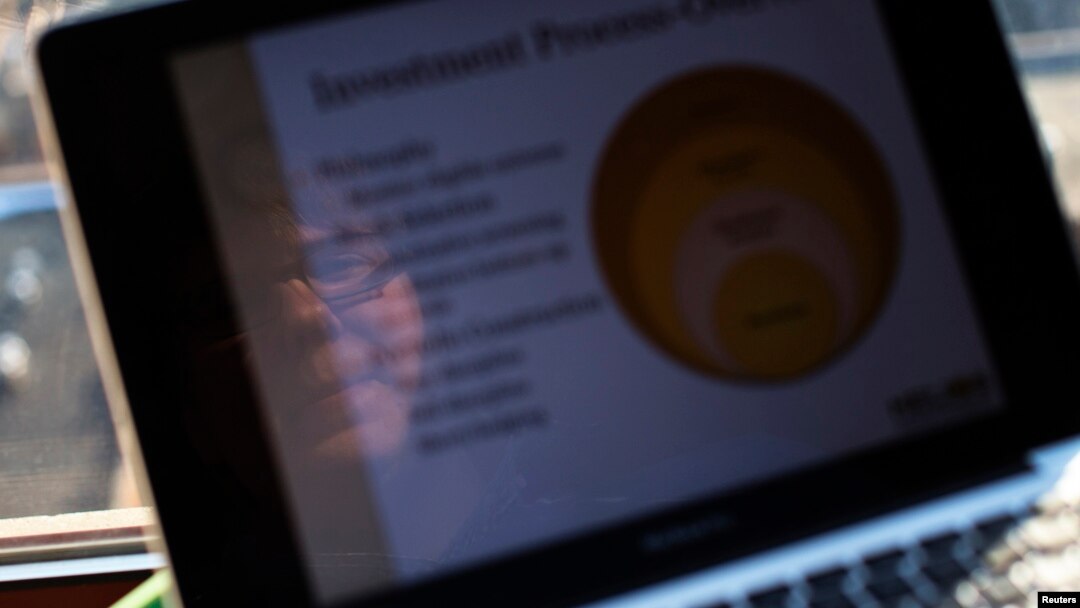 PowerPoint es uno de los programas más utilizados a la hora de hacer presentaciones utilizando gráficos.