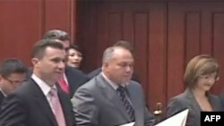 Gruevski dorëzon propozimin për kabinetin e ri qeveritar
