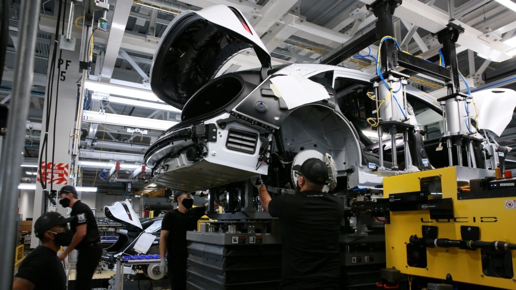 Saudi Arabia Aims to Develop EV Industry