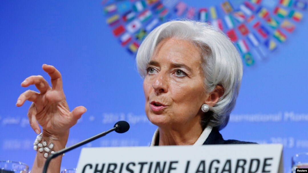 Direktur IMF, Christine Lagarde memperingatkan risiko bila pemerintah AS gagal menaikkan pagu utangnya (foto: dok). 