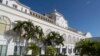 Vista de un hotel colonial en Nassau, Bahamas, el 7 de diciembre de 2022.