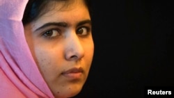Kızların eğitimi için yürüttüğü kampanyayla dikkat çeken Malala Yousafzai, AP'de tüm parlamanterleri etkileyen bir konuşma yaptı. 