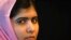 Malala Yousafzai, la niña paquistaní atacada por los talibanes, y quien recibió el Premio Nobel por su defensa de los derechos de las niñas.