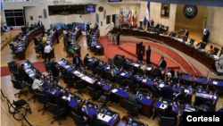 La Asamblea Legislativa de El Salvador aprobó, el jueves 24 de septiembre de 2020, reformas a la Ley del Sistema de Ahorro de Pensiones. Foto cortesía Asamblea Legislativa de El Salvador.