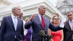 Infrastructures: Biden annonce un accord avec 10 sénateurs républicains