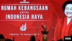 Presiden Joko Widodo memberikan sambutan dalam HUT PDI Perjuangan di Jakarta Convention Center, 10 Januari 2016. (Foto: Biro Pers Kepresiden)