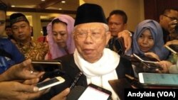 Ketua Majelis Ulama Indonesia, Ma'ruf Amin dalam sebuah acara di Jakarta. (Foto: VOA/Andylala)