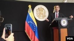 Juan Guaidó, uno de los líderes de la oposición reconocido por decenas de países como presidente interino de Venezuela, en rueda de prensa en Caracas, el 29 de abril de 2021.