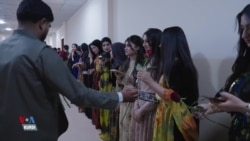 Li Zanîngeha Akrê Xwendekar Hefteyê Rojekê Cilên Kurdî li Xwe Dikin