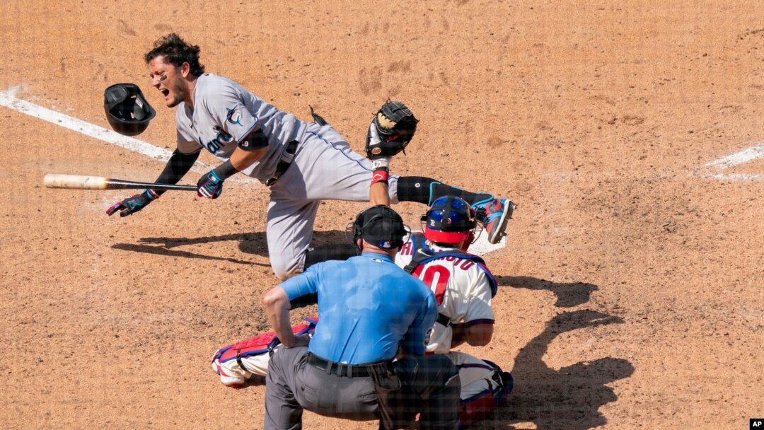 Phillies-Blue Jays Games Postponed After 2 Staff Members Test Positive -  The New York Times