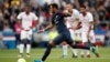 Neymar "doit apprendre" de son exclusion, dit Emery