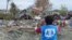 Puing-pung bangunan rumah warga yang rusak terdampat likuifaksi di kelurahan Petobo, Kecamatan Palu Timur, Sulawesi Tengah, 11 Oktober 2018. (Foto: Yoanes Litha)