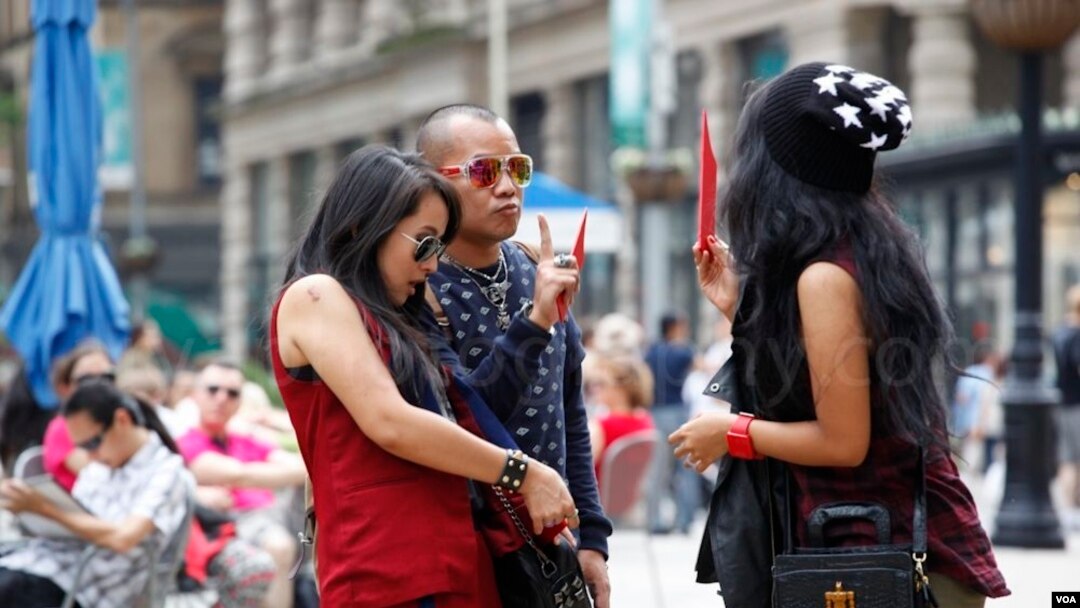 KotaK Syuting Video Klip "Menembus Cahaya" di New York (VOA/Christian Arya Winata)
