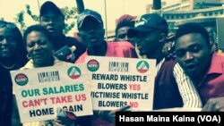 Wasu ma'aikaatn Najeriya, yayin wata zanga zanga da suka yi a birnin Abuja